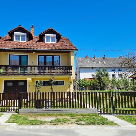 Gyoengyvirag Apartman Lenti Exterior photo