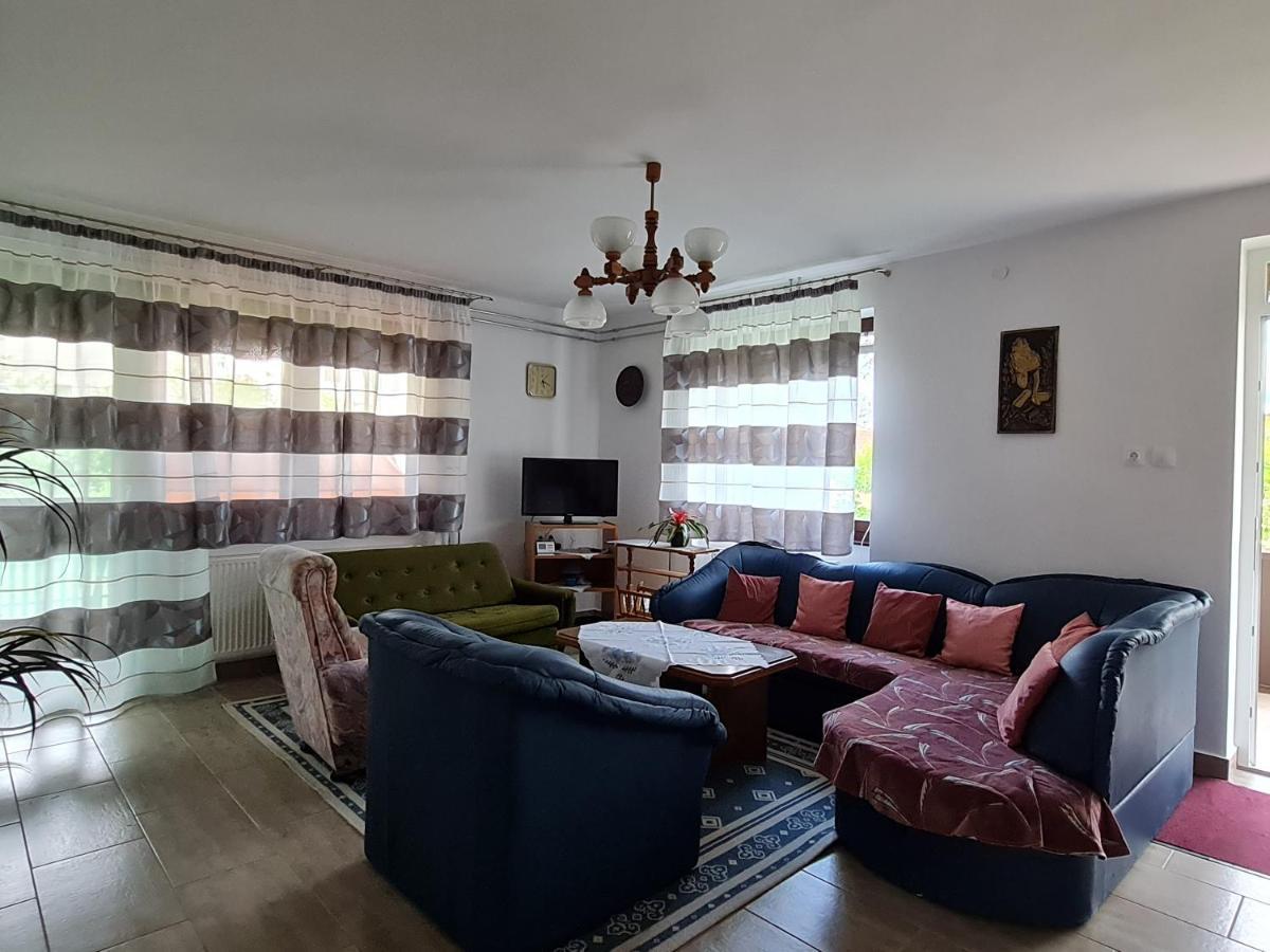 Gyoengyvirag Apartman Lenti Exterior photo